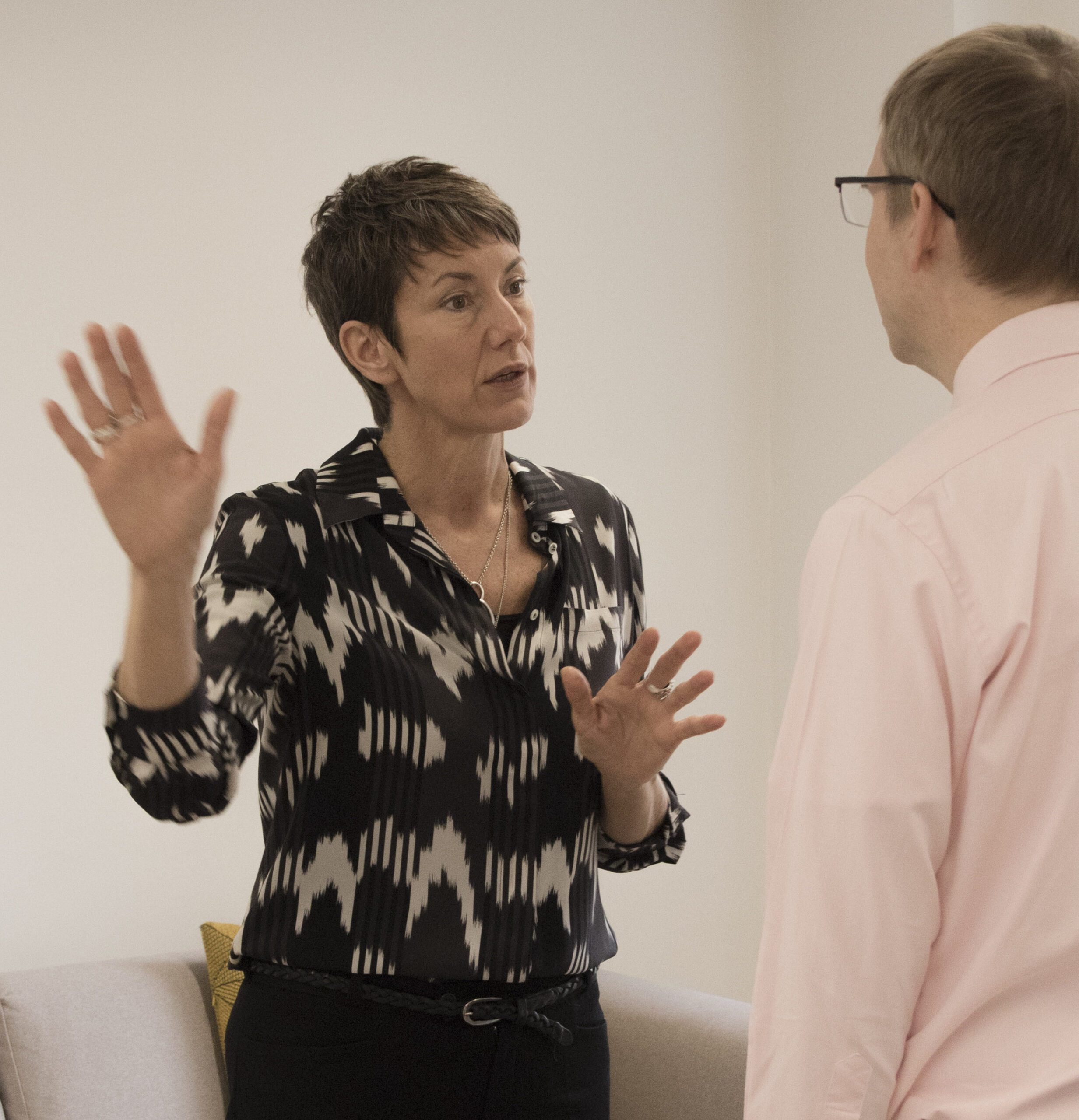 Voice coach delivering voice coaching
